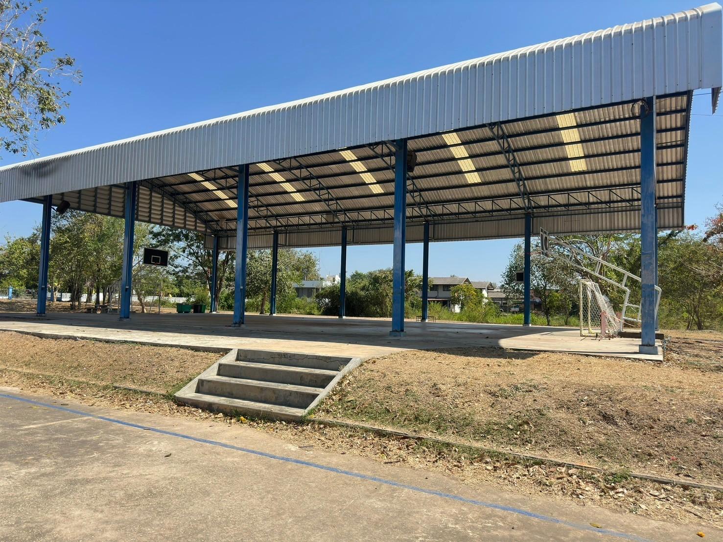 อาคารแเนกประสงค์ (โดม)