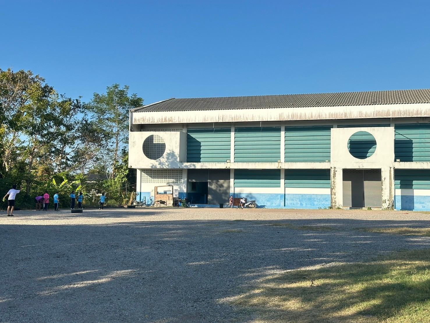 สนามเปตอง