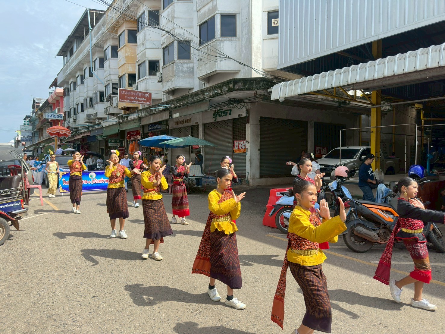 กิจกรรมทำบุญแห่เทียนเข้าพรรษา ประจำปี ๒๕๖๘ - Image 28
