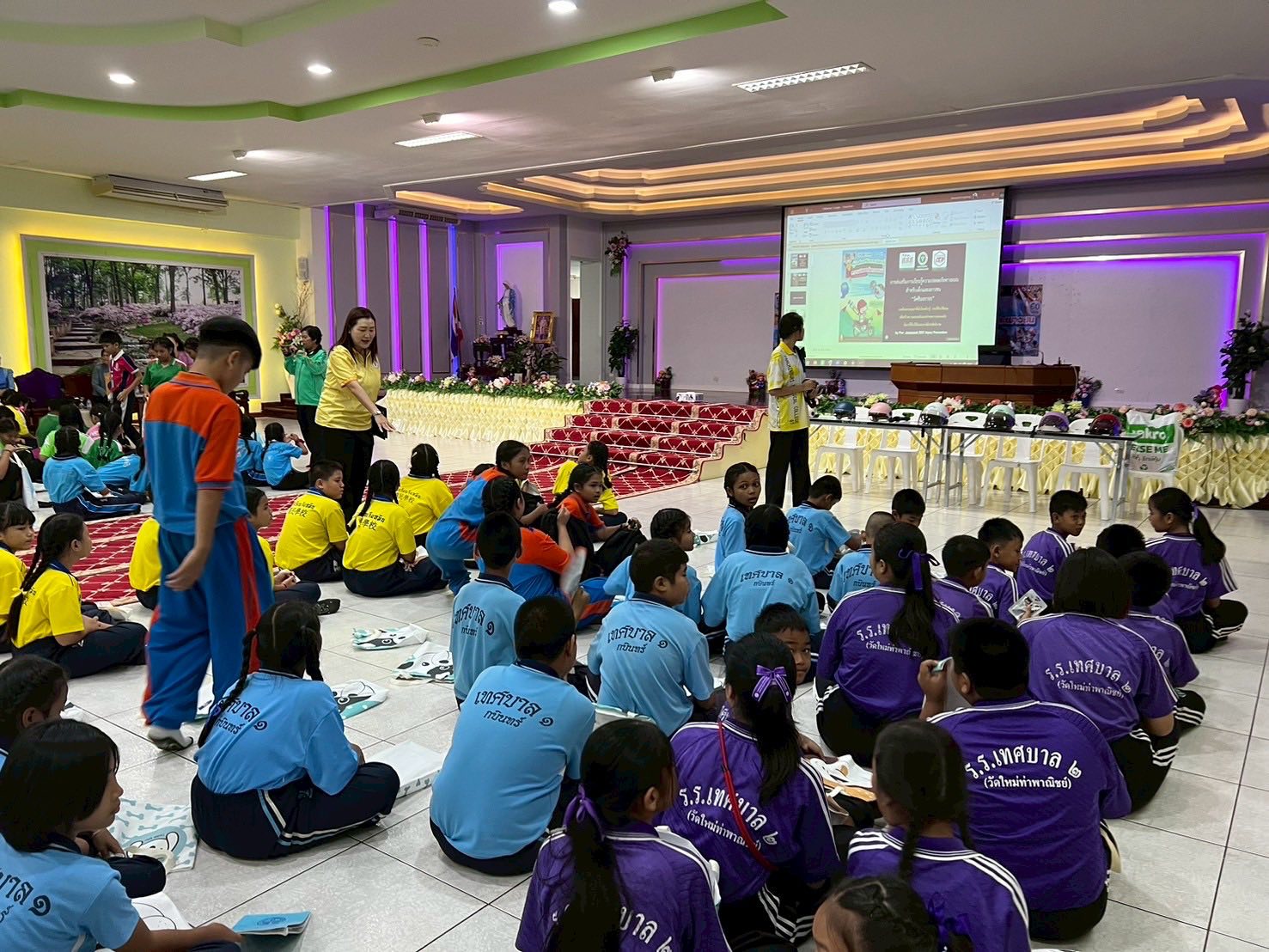 นักเรียนระดับชั้นประถมศึกษาปีที่ ๔-๖ จำนวน  ๒๐ คน เข้าร่วมโครงการส่งเสริมความรู้ และทักษะความปลอดภัยทางถนนในกลุ่มเด็ก และเยาวชน ณ  โรงเรียนมารีวิทยากบินทร์บุรี