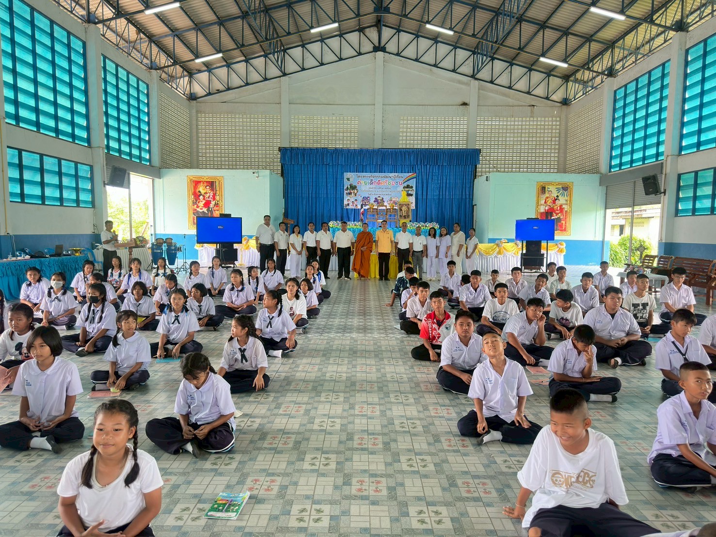 กิจกรรมภายใต้โครงการพัฒนาผู้เรียน "ค่ายเด็กดีศรีชุมชน" เพื่อส่งเสริมคุณลักษณะอันพึงประสงค์และทักษะชีวิตของนักเรียน