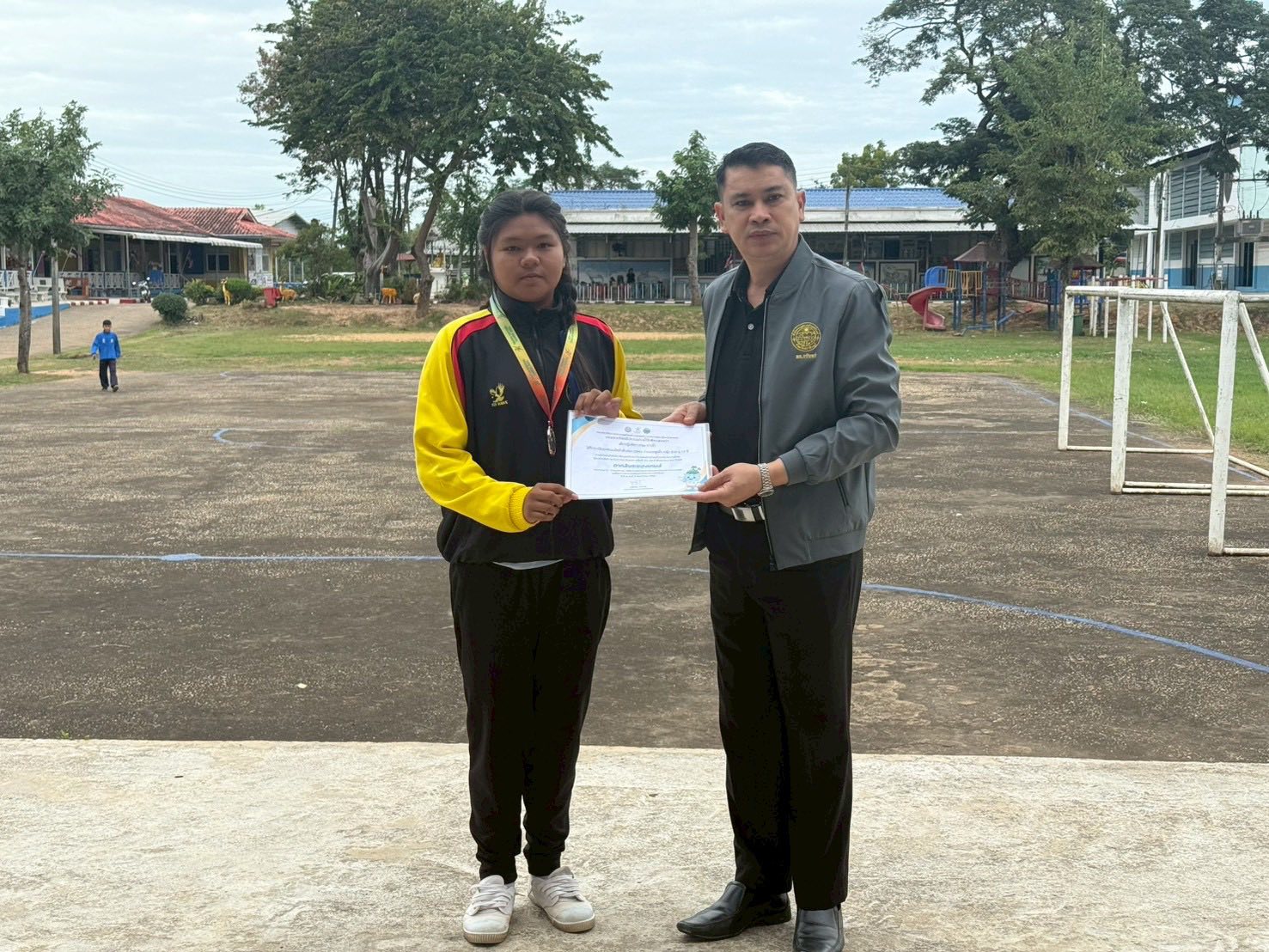 ขอแสดงความยินกับนักกีฬา สังกัดกองการศึกษาเ ทศบาลตำบลกบินทร์  ที่ได้รับเหรียญรางวัล ในการเข้าร่วมแข่งขันกีฬานักเรียนองค์กรปกครองส่วนท้องถิ่นแห่งประเทศไทย (รอบคัดเลือกภาคตะวันออก) ครั้งที่ 40 ประจำปีงบประมาณ ๒๕๖๙  "ตากสินระยองเกมส์" - Image 11