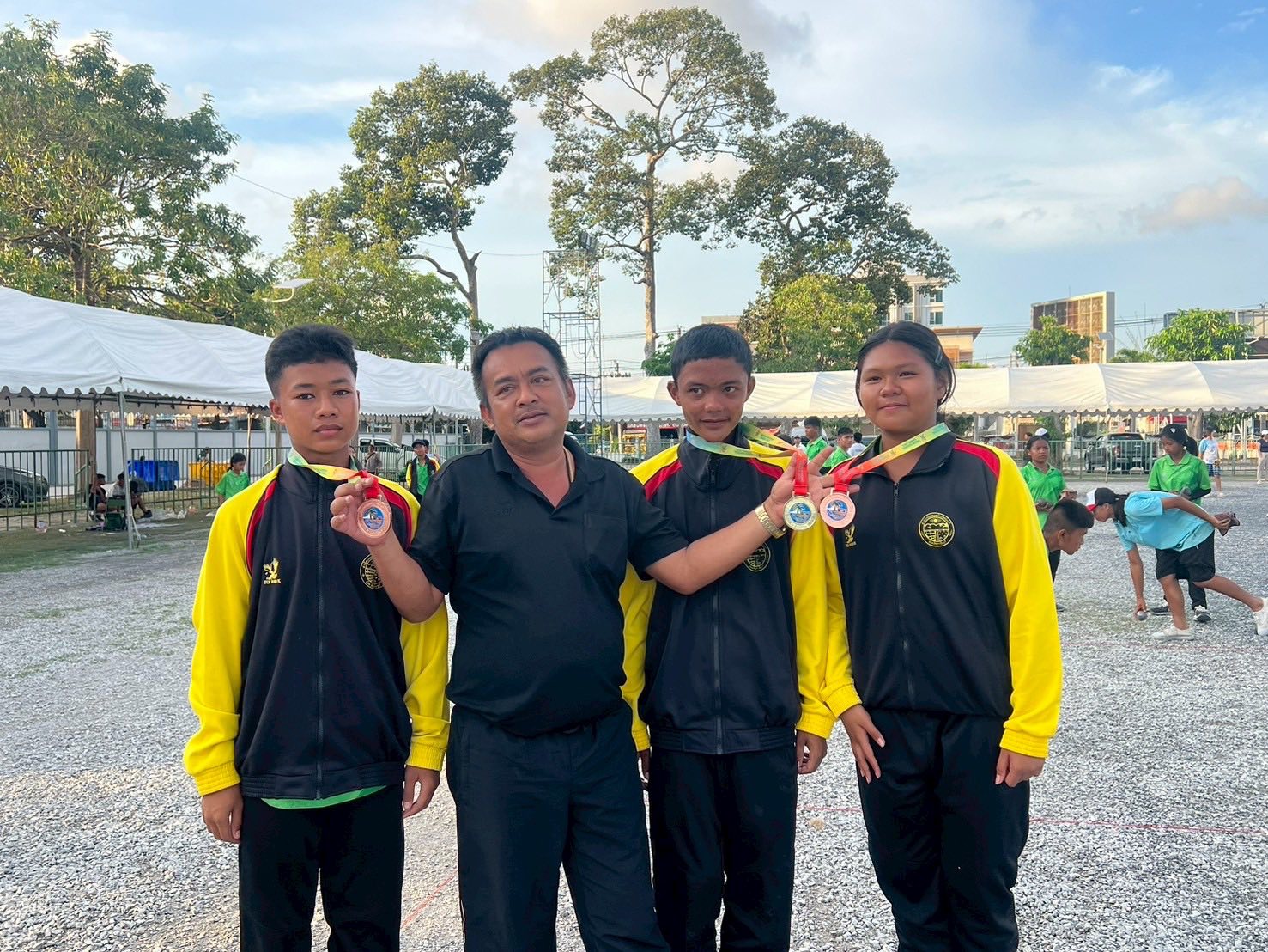 ขอแสดงความยินกับนักกีฬา สังกัดกองการศึกษาเ ทศบาลตำบลกบินทร์  ที่ได้รับเหรียญรางวัล ในการเข้าร่วมแข่งขันกีฬานักเรียนองค์กรปกครองส่วนท้องถิ่นแห่งประเทศไทย (รอบคัดเลือกภาคตะวันออก) ครั้งที่ 40 ประจำปีงบประมาณ ๒๕๖๙  "ตากสินระยองเกมส์" - Image 48