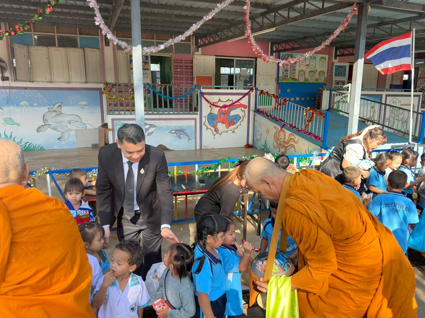 กิจกรรมทำบุญตักบาตร เนื่องในโอกาสวันเริ่มต้นเข้าสู่ปีใหม่ ปีพุทธศักราช ๒๕๖๙ - Image 51