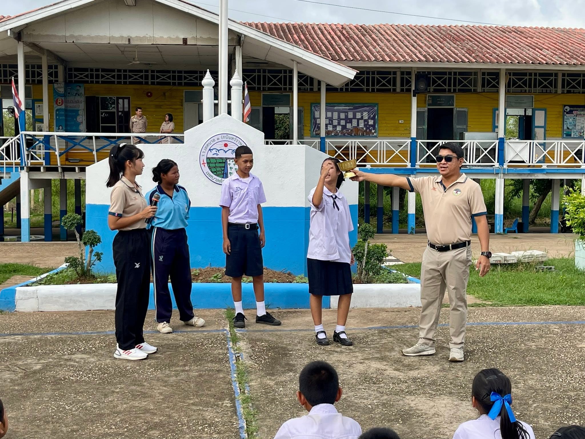 บรรยากาศการจับสลากหมายเลข ผู้ลงสมัครประธานสภานักเรียน ประจำปีการศึกษา 2569 - Image 12